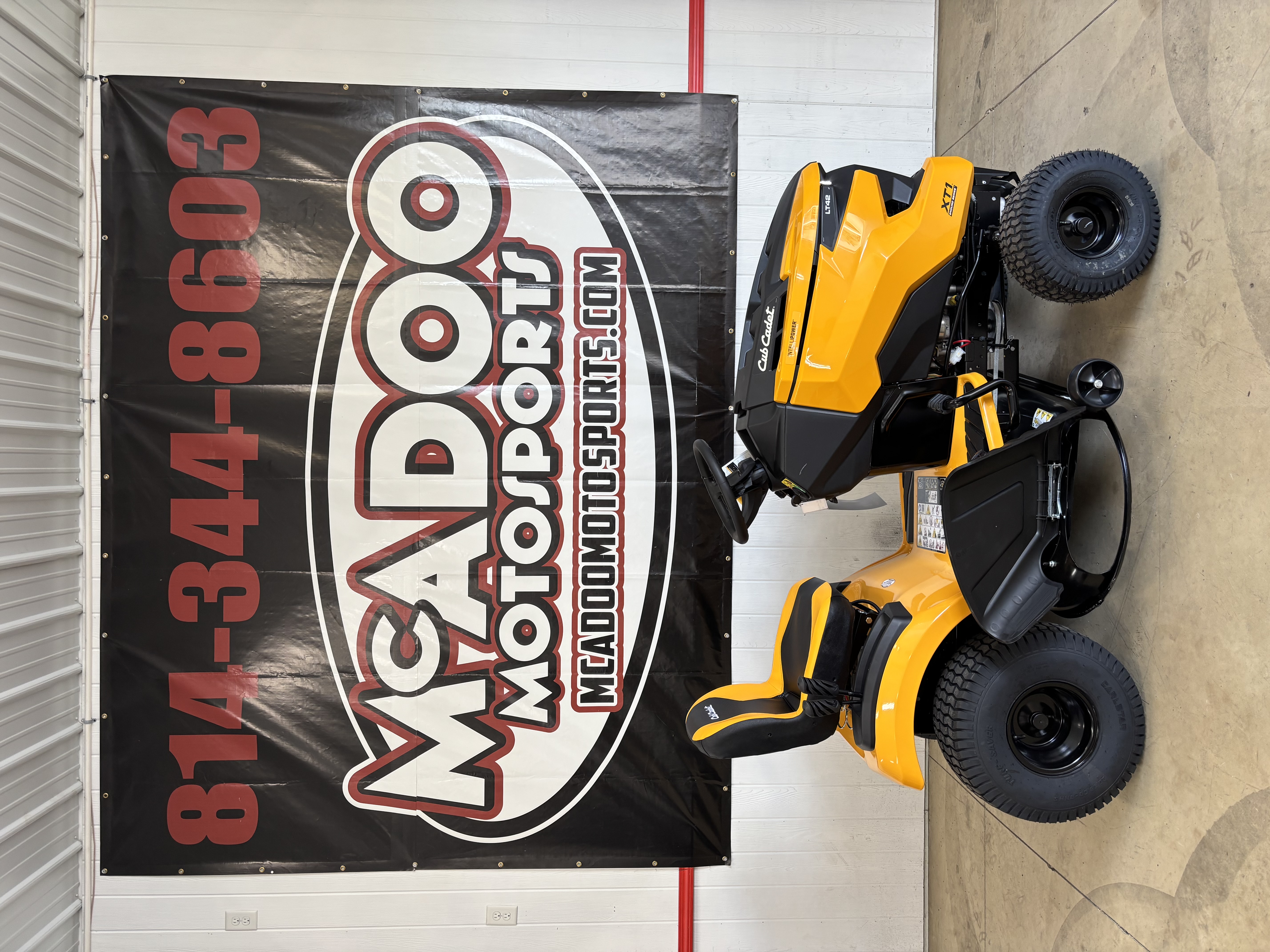 2026 Cub Cadet XT1 LT42 INTELLIPOWER